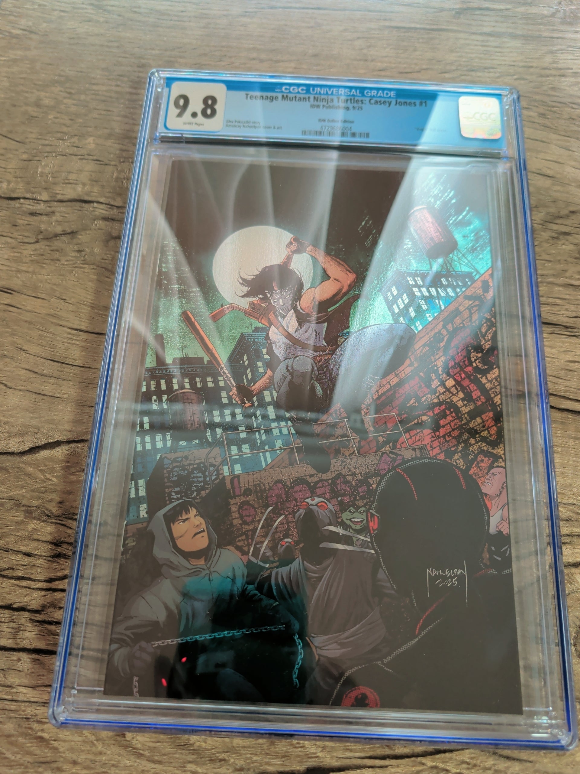 Teenage Mutant Ninja Turtles: Casey Jones #1 IDW Foil Exclusive CGC 9.8 - IDW Publishing