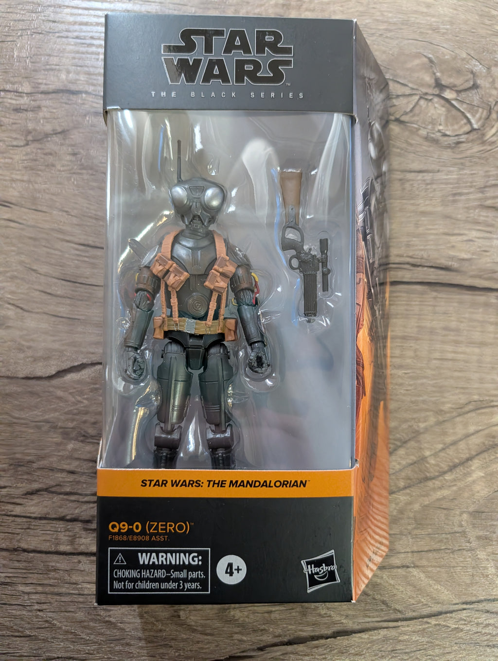 Star Wars The Black Series 5-Figure Lot - Q9-0, Moff Gideon, The Armorer, Dagan Gera, Nue Assassin (New in Box)